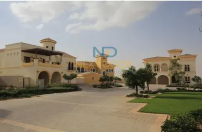 Apartment - 3 Bedrooms - 2 Bathrooms for sale in Area B - Ganoob El Acadimia - New Cairo City - Cairo