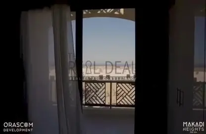 Chalet - 2 Bedrooms - 1 Bathroom for sale in Makadi Orascom Resort - Makadi - Hurghada - Red Sea