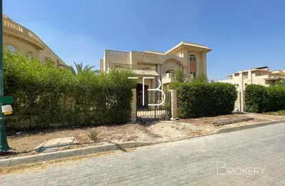 Villa - 7 Bedrooms - 6 Bathrooms for sale in Al Safwa - 26th of July Corridor - 6 October City - Giza