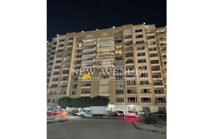 Apartment - 3 Bedrooms - 1 Bathroom for sale in Omar Ibn Al Khattab Mosque St. - 7th District - 6 October City - Giza