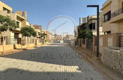 Twin House - 4 Bedrooms - 5 Bathrooms for sale in Alma - 2nd District - Sheikh Zayed City - Giza