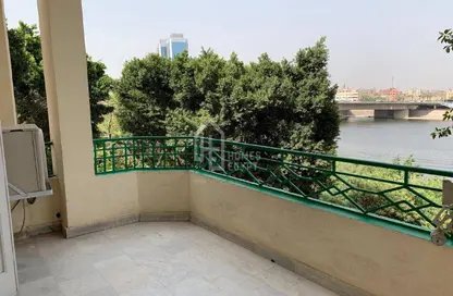 Apartment - 4 Bedrooms - 3 Bathrooms for rent in El Gezirah St. - Zamalek - Cairo