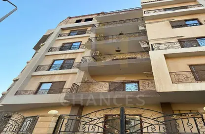 Apartment - 2 Bedrooms - 2 Bathrooms for sale in North Lotus - El Lotus - New Cairo City - Cairo