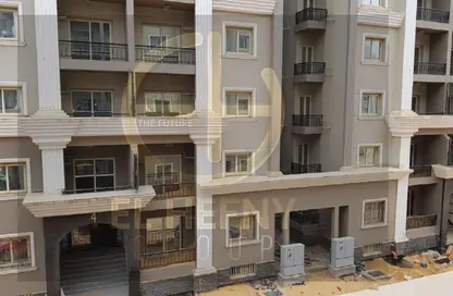 Apartment - 3 Bedrooms - 2 Bathrooms for sale in Univ  and  Schools Area - 5th Settlement Compounds - The 5th Settlement - New Cairo City - Cairo