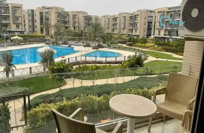 Apartment - 2 Bedrooms - 2 Bathrooms for sale in Galleria Residences - South Investors Area - New Cairo City - Cairo