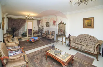 Apartment - 4 Bedrooms - 2 Bathrooms for sale in Gleim Square - Glim - Hay Sharq - Alexandria
