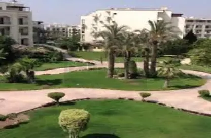 Apartment - 2 Bedrooms - 1 Bathroom for sale in Hadayek Al Mohandessin - 4th District - Sheikh Zayed City - Giza