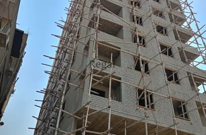 Apartment - 3 Bedrooms - 2 Bathrooms for sale in Al Gazaer St. - New Maadi Extension - Hay El Maadi - Cairo