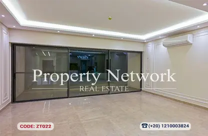 Apartment - 2 Bedrooms - 2 Bathrooms for sale in Lake View Residence - 5th Settlement Compounds - The 5th Settlement - New Cairo City - Cairo