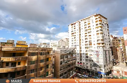 Apartment - 3 Bedrooms - 1 Bathroom for sale in Moharam Bek - Hay Sharq - Alexandria