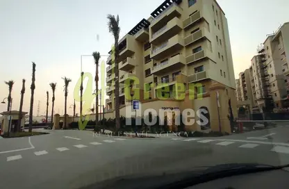 Apartment - 3 Bedrooms - 4 Bathrooms for sale in Fountain Side - Uptown Cairo - Mokattam - Cairo