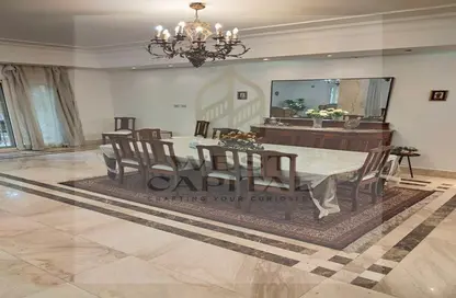 Villa - 6 Bedrooms - 4 Bathrooms for rent in Street 10 - Greens - 6th District - Sheikh Zayed City - Giza