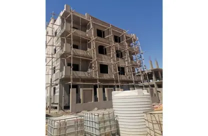 Apartment - 4 Bedrooms - 3 Bathrooms for sale in Bait Alwatan - The 5th Settlement - New Cairo City - Cairo