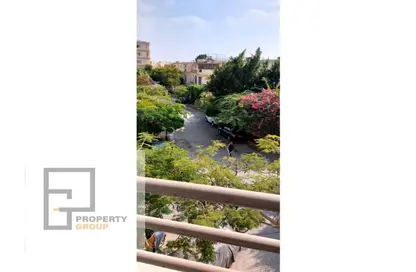 Apartment - 3 Bedrooms - 2 Bathrooms for sale in Zayed 2000 - 4th District - Sheikh Zayed City - Giza