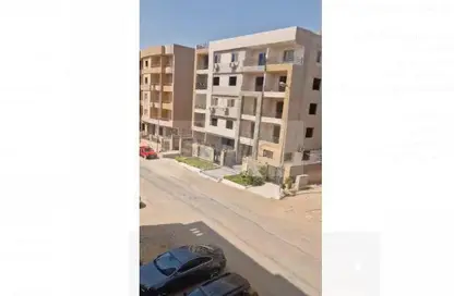 Apartment - 3 Bedrooms - 2 Bathrooms for sale in North Lotus - El Lotus - New Cairo City - Cairo