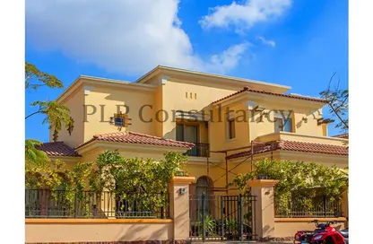 Villa - 5 Bedrooms - 5 Bathrooms for sale in Celesta Hills - Uptown Cairo - Mokattam - Cairo