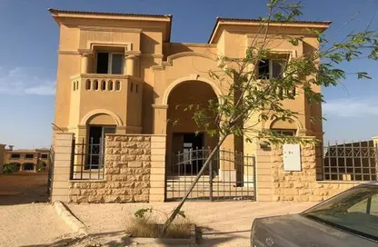 Villa - 7 Bedrooms - 7+ Bathrooms for sale in Royal Meadows - Sheikh Zayed Compounds - Sheikh Zayed City - Giza