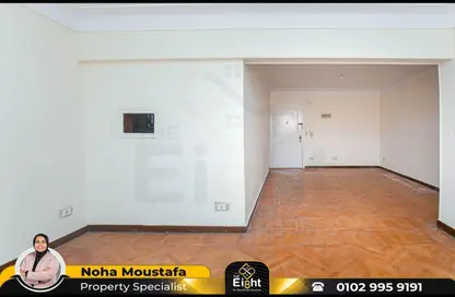 Apartment - 3 Bedrooms - 2 Bathrooms for sale in Abd Al Monsef Ghazi St. - Saba Basha - Hay Sharq - Alexandria