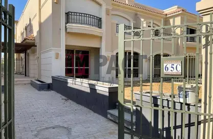 Townhouse - 4 Bedrooms - 3 Bathrooms for sale in Al Patio Prime - El Patio - El Shorouk Compounds - Shorouk City - Cairo