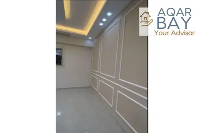 Apartment - 3 Bedrooms - 2 Bathrooms for sale in Al Hosary - 6 October City - Giza