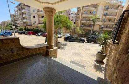 Apartment - 3 Bedrooms - 3 Bathrooms for sale in Al Esraa St. - El Mearag City - Zahraa El Maadi - Hay El Maadi - Cairo