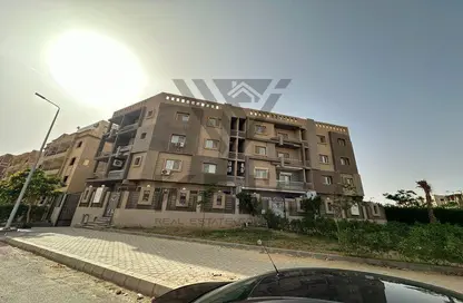 Apartment - 3 Bedrooms - 2 Bathrooms for sale in Al Shorouk Road - 6th Area West - Shorouk City - Cairo