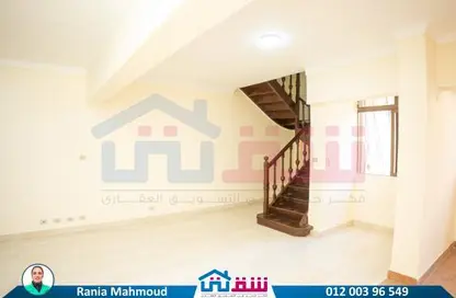 Duplex - 2 Bedrooms - 2 Bathrooms for sale in Zezenia - Hay Sharq - Alexandria