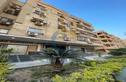 Penthouse - 3 Bedrooms - 4 Bathrooms for sale in 10th Sector - Zahraa El Maadi - Hay El Maadi - Cairo