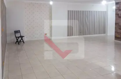 Apartment - 3 Bedrooms - 2 Bathrooms for sale in Iskandar Ibrahim St. - Miami - Hay Awal El Montazah - Alexandria