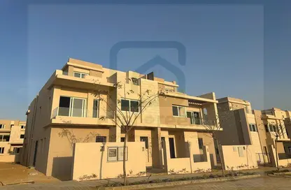 Villa - 4 Bedrooms - 3 Bathrooms for sale in Tawny Hyde Park - 6 October Compounds - 6 October City - Giza