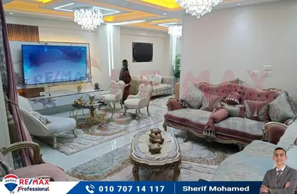 Apartment - 4 Bedrooms - 2 Bathrooms for sale in Ademon Fremon St. - Smouha - Hay Sharq - Alexandria