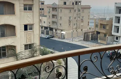 Apartment - 2 Bedrooms - 2 Bathrooms for sale in Gardenia Springs - Ext North Inves Area - New Cairo City - Cairo