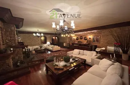 Apartment - 4 Bedrooms - 4 Bathrooms for sale in Degla - Hay El Maadi - Cairo