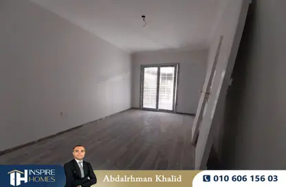 Clinic - Studio - 1 Bathroom for sale in Sidi Gaber - Hay Sharq - Alexandria