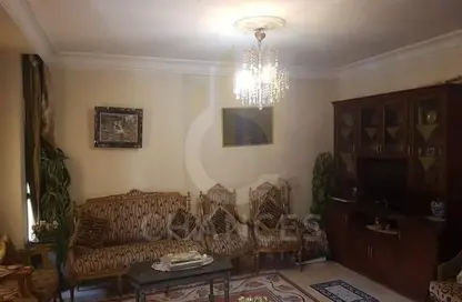 Apartment - 3 Bedrooms - 2 Bathrooms for sale in Street 199 - Degla - Hay El Maadi - Cairo