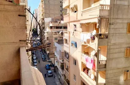 Apartment - 3 Bedrooms - 1 Bathroom for rent in Laurent - Hay Sharq - Alexandria