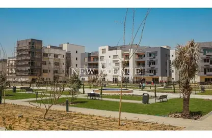 Apartment - 2 Bedrooms - 3 Bathrooms for sale in District 5 - 5th Settlement Compounds - The 5th Settlement - New Cairo City - Cairo