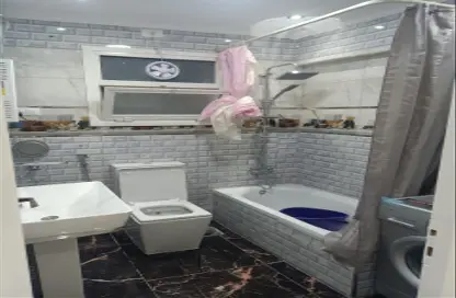 Apartment - 2 Bedrooms - 1 Bathroom for rent in El Rehab Extension - Al Rehab - New Cairo City - Cairo