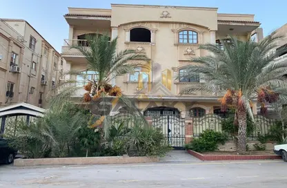 Penthouse - 3 Bedrooms - 2 Bathrooms for sale in El Yasmeen 2 - El Yasmeen - New Cairo City - Cairo