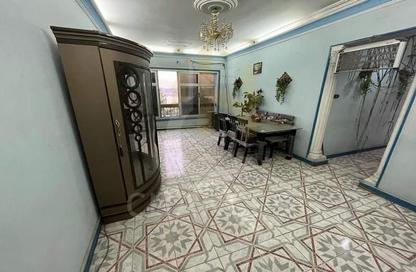 Apartment - 2 Bedrooms - 1 Bathroom for sale in Cornish El Nile St. - Maadi - Hay El Maadi - Cairo