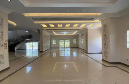 Villa - 7 Bedrooms - 6 Bathrooms for rent in Madinaty - Cairo