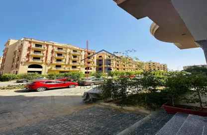 Apartment - 2 Bedrooms - 2 Bathrooms for sale in Al Ashrafiya - North Investors Area - New Cairo City - Cairo