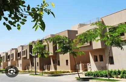 Villa - 6 Bedrooms - 4 Bathrooms for rent in Palm Hills Village Gate - South Investors Area - New Cairo City - Cairo