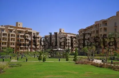 Apartment - 3 Bedrooms - 3 Bathrooms for sale in Waslet Dahshur Road - Green Belt - 6 October City - Giza