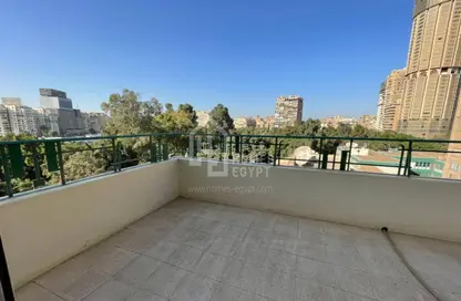 Apartment - 2 Bedrooms - 2 Bathrooms for rent in Al Gabalaya St. - Zamalek - Cairo