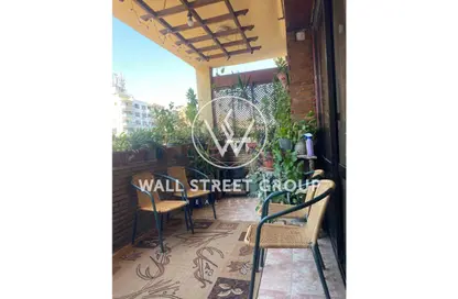 Apartment - 3 Bedrooms - 2 Bathrooms for sale in Zaker Hussein St. - Al Hadiqah Al Dawliyah - 7th District - Nasr City - Cairo