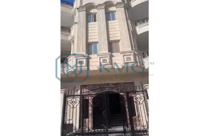 Apartment - 3 Bedrooms - 2 Bathrooms for sale in Street 17 - District 1 - The 5th Settlement - New Cairo City - Cairo