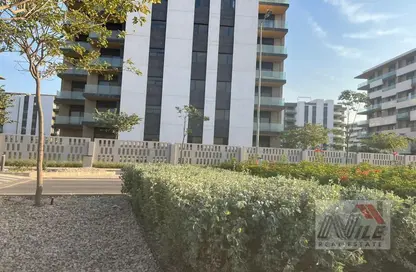 Apartment - 2 Bedrooms - 2 Bathrooms for sale in Al Burouj Compound - El Shorouk Compounds - Shorouk City - Cairo