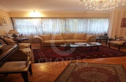 Apartment - 4 Bedrooms - 4 Bathrooms for sale in Street 12 - Maadi - Hay El Maadi - Cairo