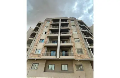 Apartment - 2 Bedrooms - 2 Bathrooms for sale in Sarayat El-Kattameya - El Katameya Compounds - El Katameya - New Cairo City - Cairo